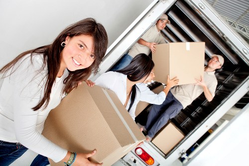 Professional storage service handling complaints fairly and clearly